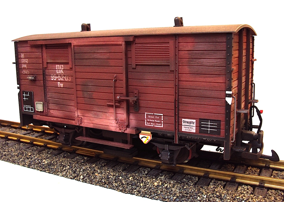 DR Güterwagen, gealtert (Box car, weathered) 99-52-03