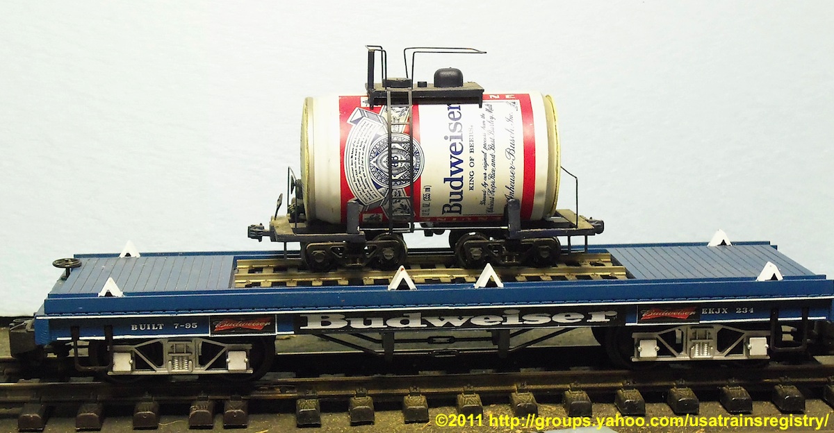 Budweiser Flachwagen mit Ladung (Flat car with load) BKJX 231