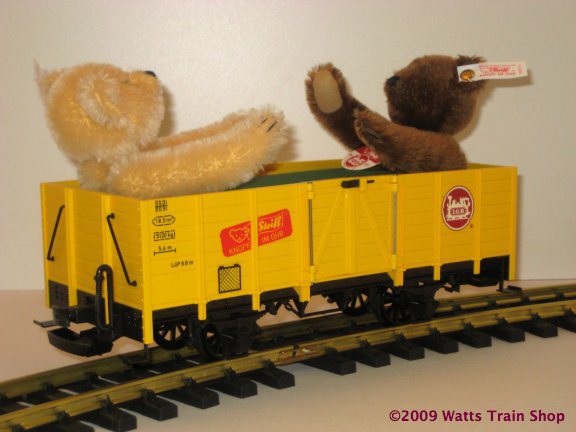 Güterwagen mit Steiff Bären (Gondola with Steiff bears)